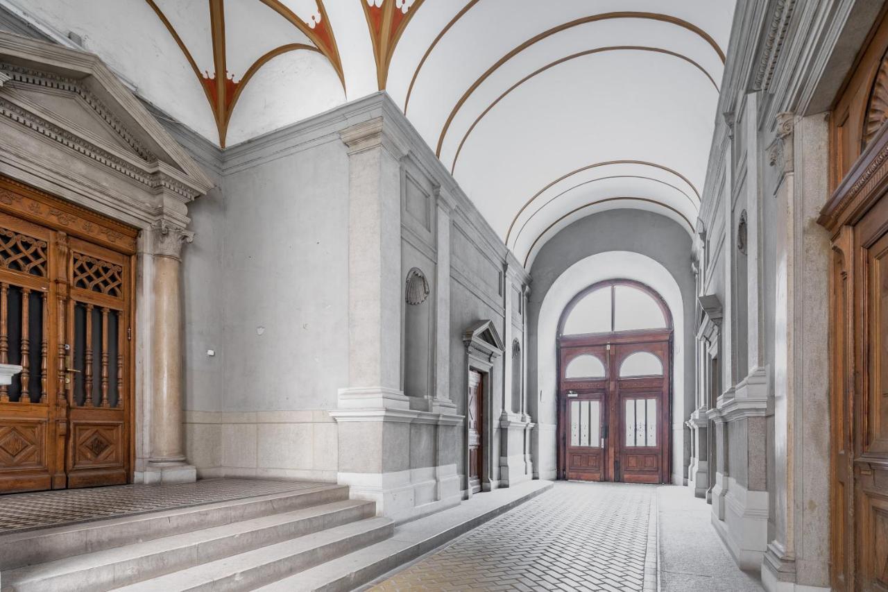 Luxurious Apartment 2Min Walk To Basilica Budapest Exterior photo